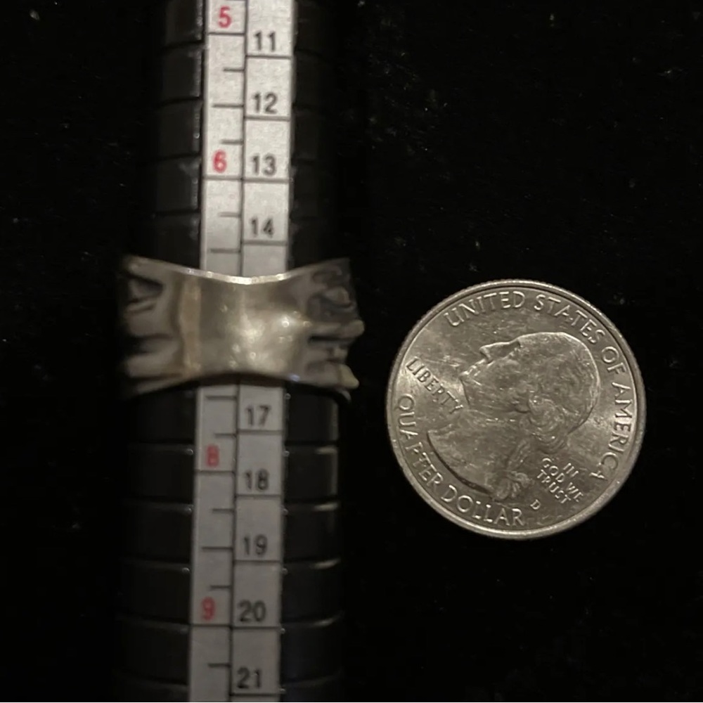 Sterling Ring - Picture 3 of 6